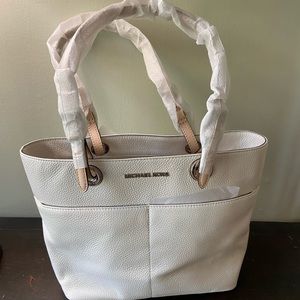Michael Kors Bedford Purse